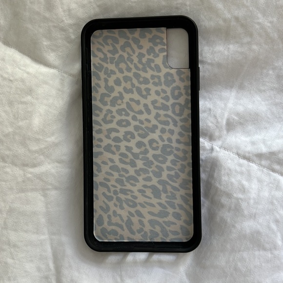 Wildflower Cheetah Print XS Max iPhone Case - Picture 2 of 2